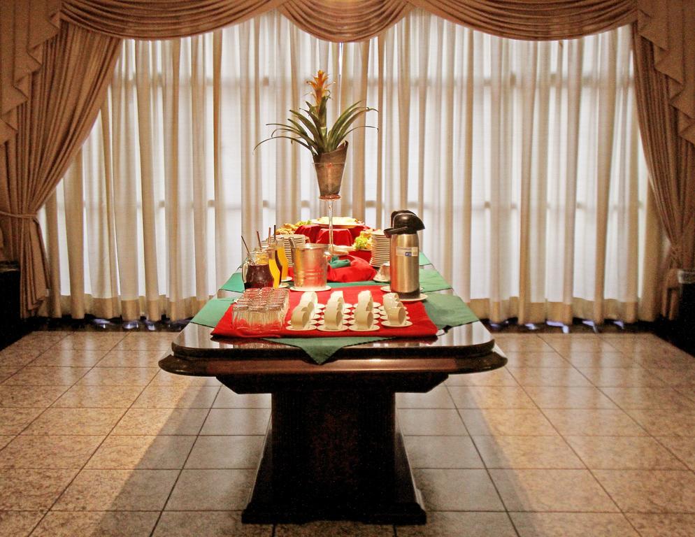 Blue Tree Towers Batel 4*